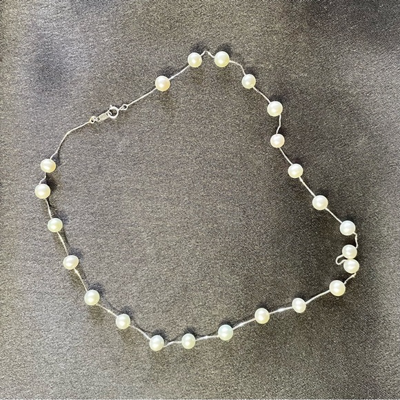 14K White Gold Necklace - Picture 2 of 8